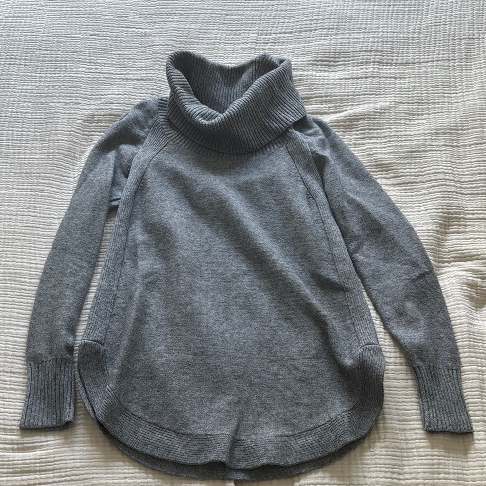 Cozy Gray Turtleneck Sweater